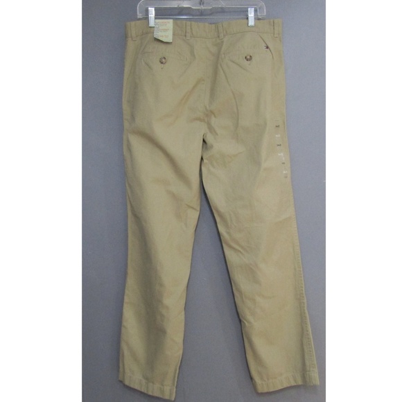 NEW Tommy Hilfiger Classic Fit Khaki Chinos Sz 34 - Picture 2 of 5